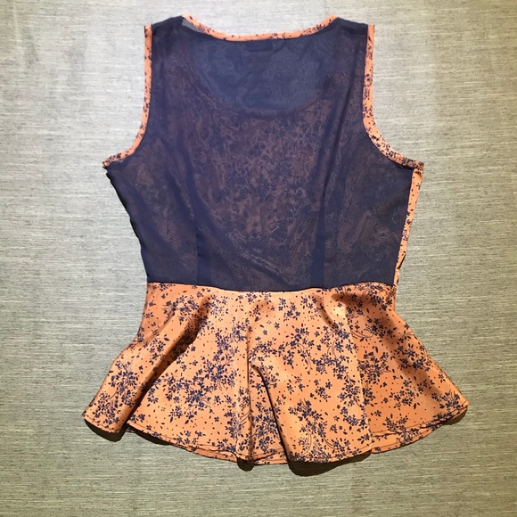 Blouse - Picture 3 of 4